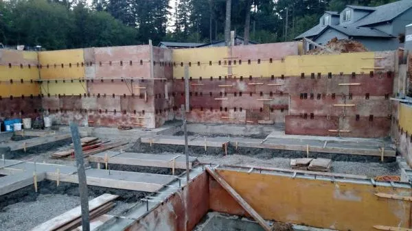 Foundation formwork with rebar